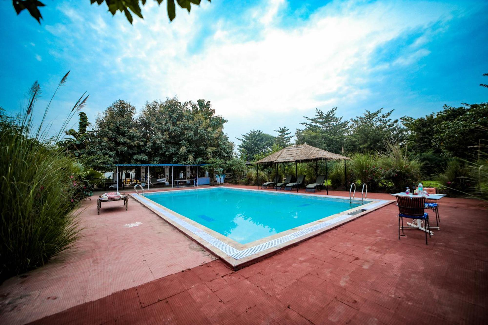 Maa Ashapura Resort 萨瓦伊马多普尔 外观 照片