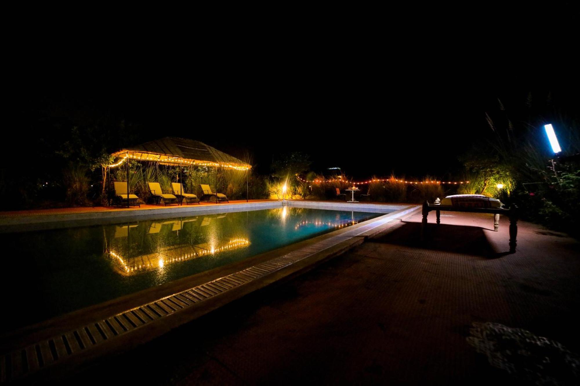 Maa Ashapura Resort 萨瓦伊马多普尔 外观 照片