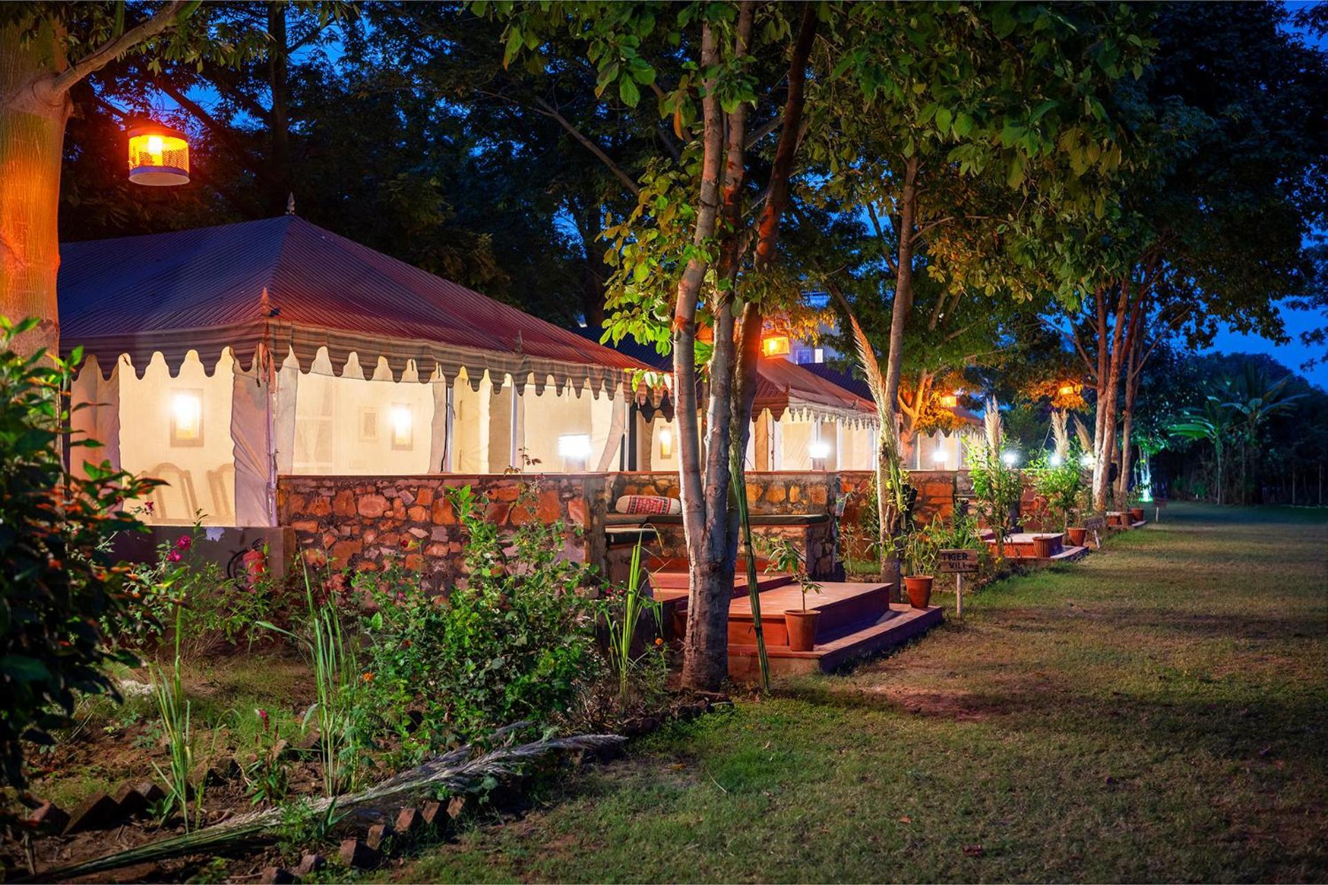 Maa Ashapura Resort 萨瓦伊马多普尔 外观 照片